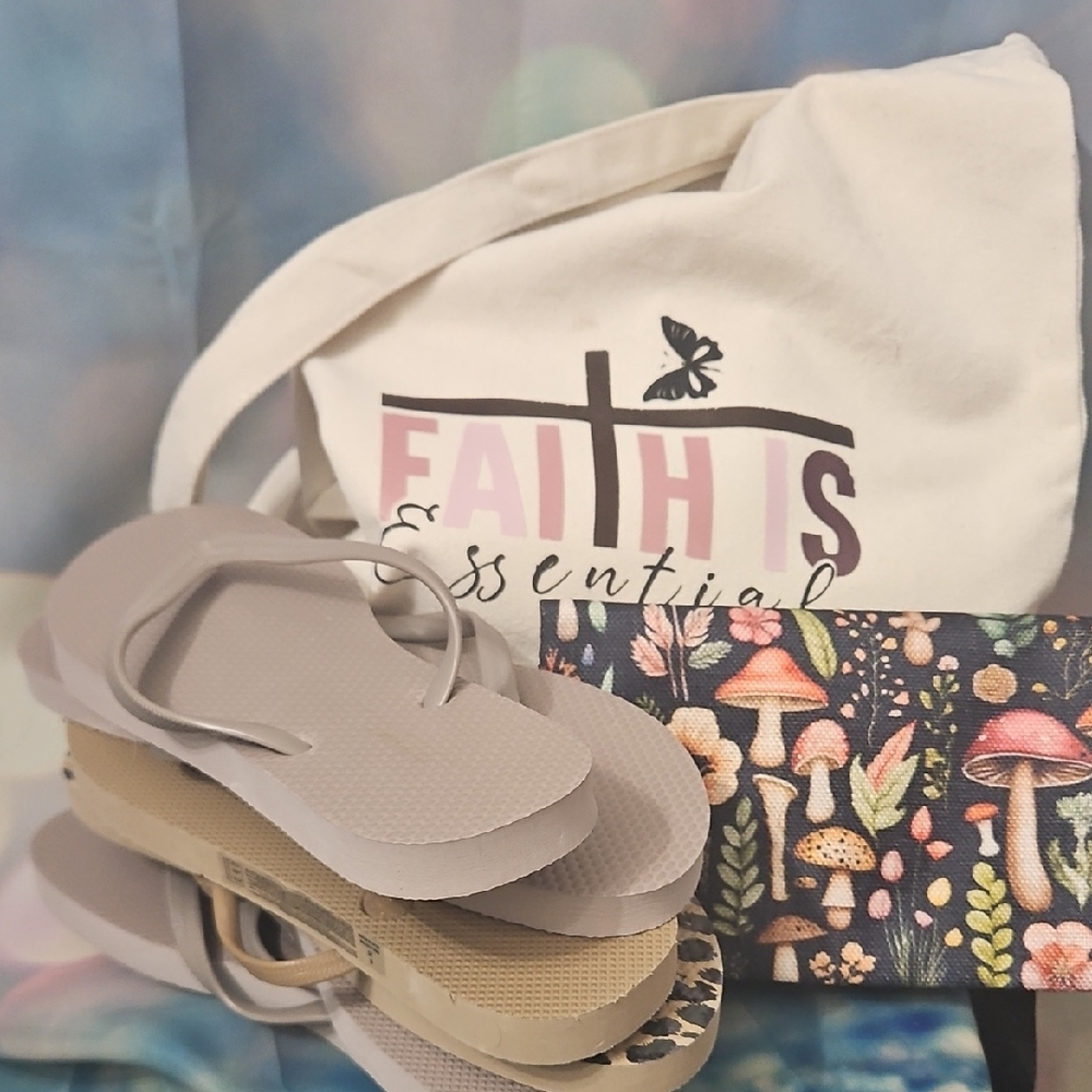 3 Old Navy Size 8 Flip Flops Coordinated with Neutral Tote and Crossbody Include